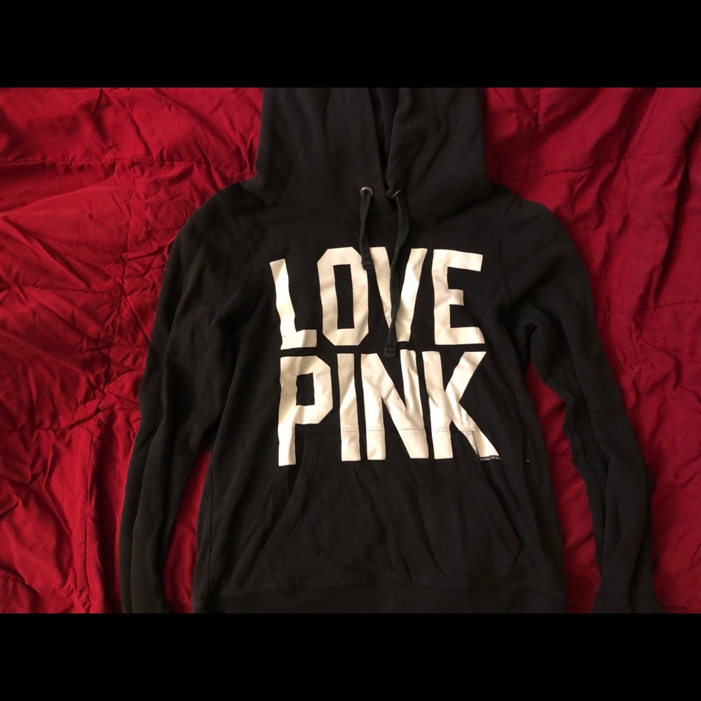 Woman’s VS pink hoodie